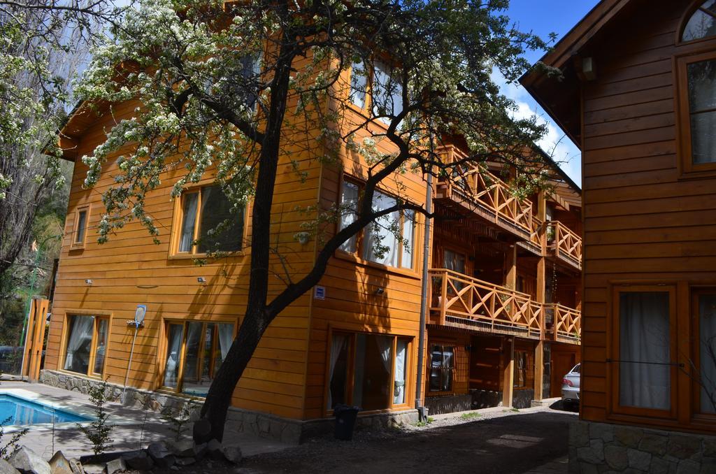 Apart Hotel Robles Del Sur San Martín de los Andes 外观 照片