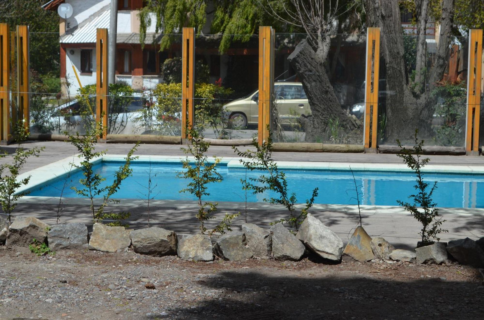 Apart Hotel Robles Del Sur San Martín de los Andes 外观 照片