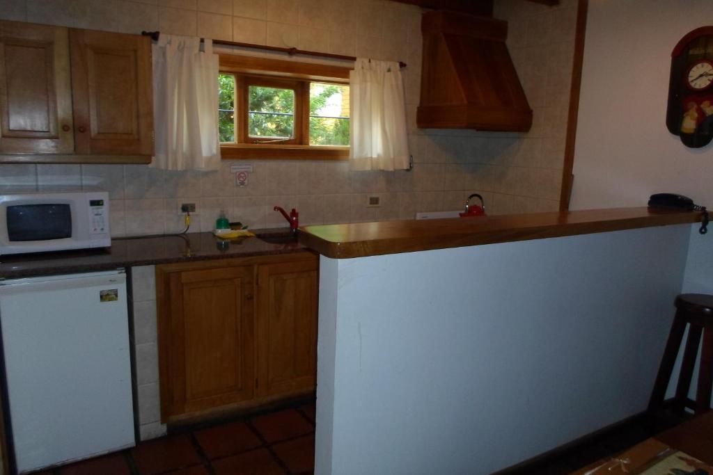 Apart Hotel Robles Del Sur San Martín de los Andes 客房 照片