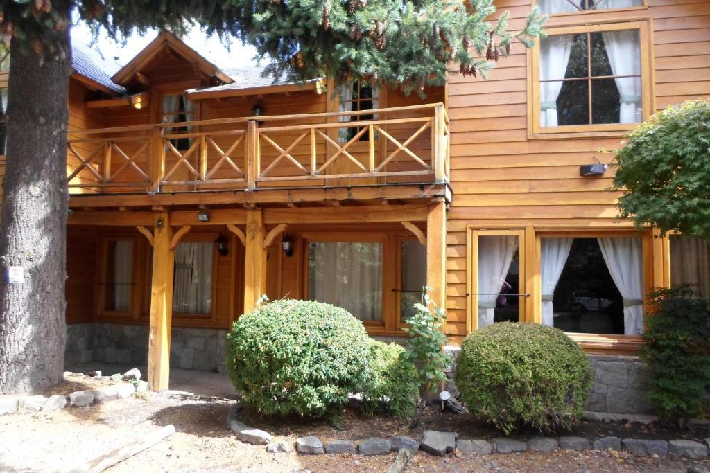 Apart Hotel Robles Del Sur San Martín de los Andes 外观 照片