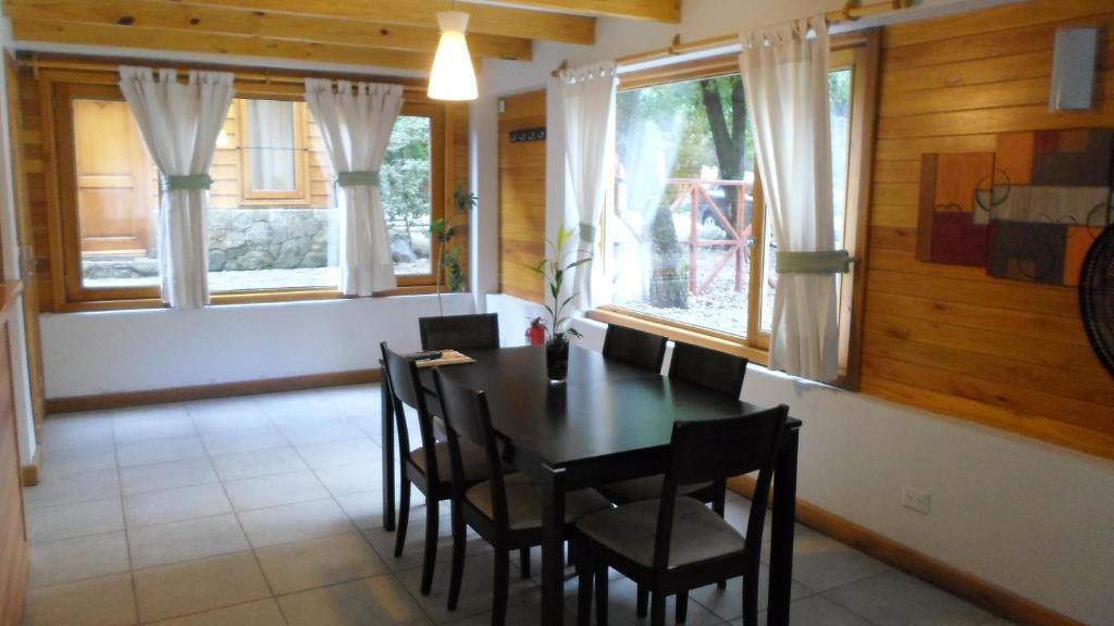 Apart Hotel Robles Del Sur San Martín de los Andes 客房 照片