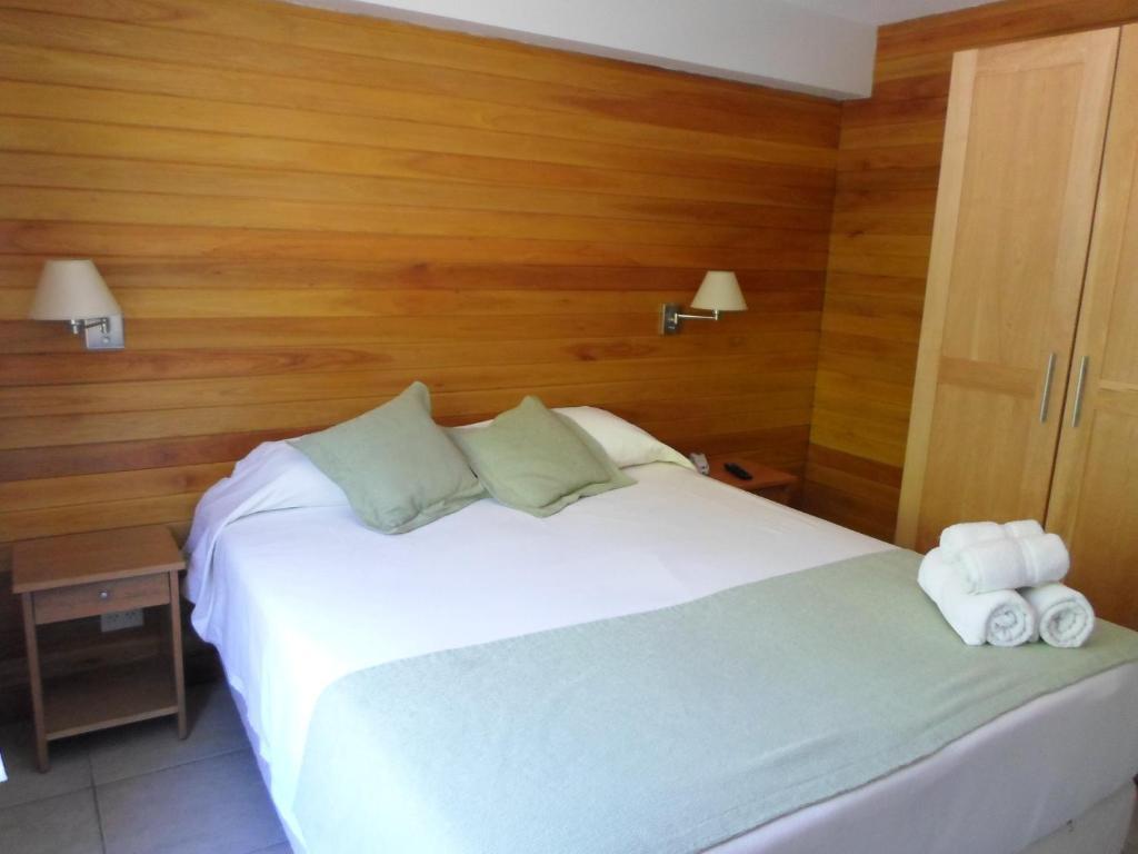Apart Hotel Robles Del Sur San Martín de los Andes 客房 照片