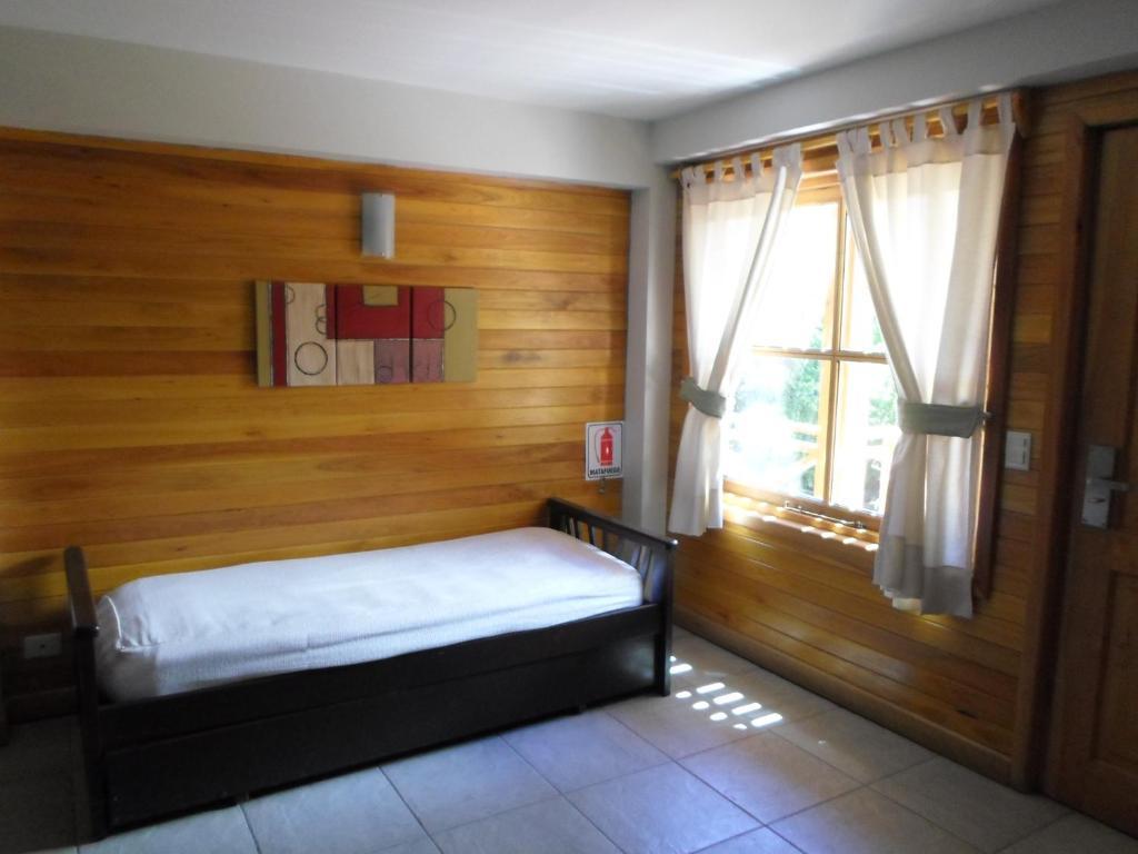 Apart Hotel Robles Del Sur San Martín de los Andes 客房 照片